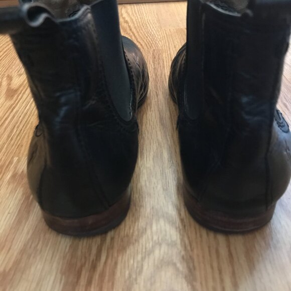 Frye Black Leather Chelsea Boots Size 7 Ankle Booties - Picture 8 of 13